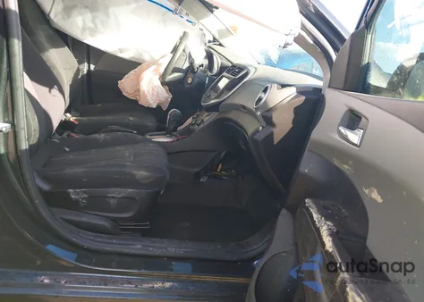 2020 Chevrolet Sonic Fwd Lt z USA, uszkodzony, nr VIN 1G1JD5SB1L4101980